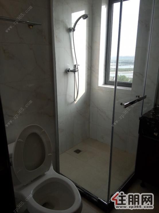 只此一套2房1700和3房2000,来者