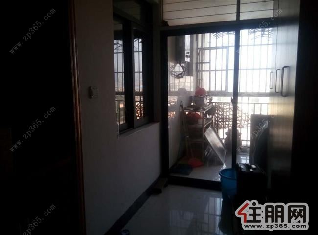 锦绣江南、精装修、南北通透大3房看房方便