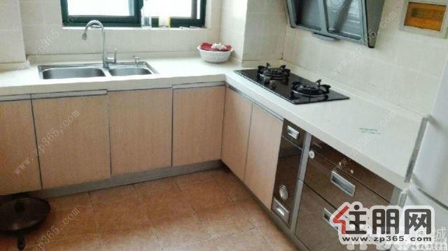 森林公园旁边民族大道上便利小区三房等