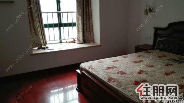 森林公园旁边民族大道上便利小区三房等