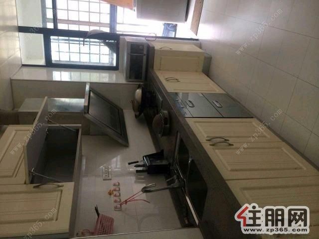 华展华园3室2厅100平米中等装修押二付