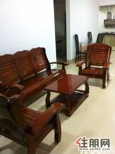 城中区,跃进路三角地急租精装3房,家具齐全,拎包