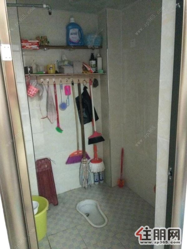 嘉信时代广场2房精装急租!~