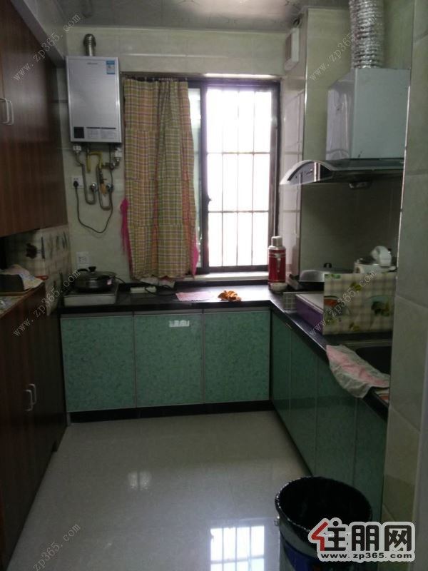 嘉信时代广场2房精装急租!~