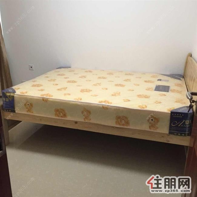 水岸华府3房1800急租@!