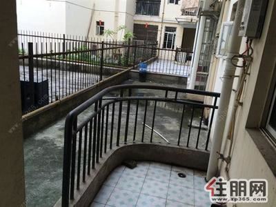 中心区,稀缺。大露台,欧景家园1500元3室