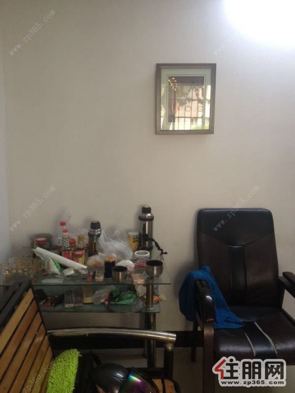 (广房地产)航星花园1房1厅1卫家电齐全