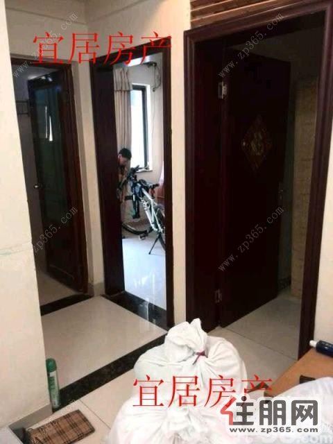 联邦国际(3房1厅)1200,3台空调