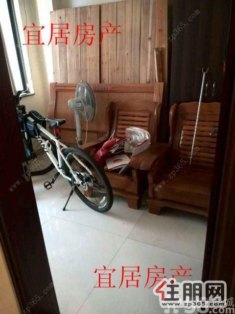 联邦国际(3房1厅)1200,3台空调