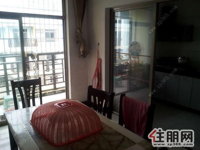 160平大三房1600元拎包入住