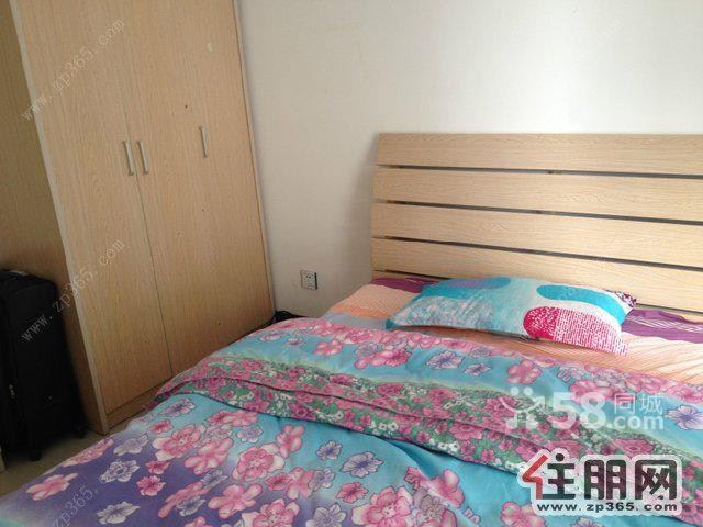 茗桂园1900元3室2厅1卫精装修