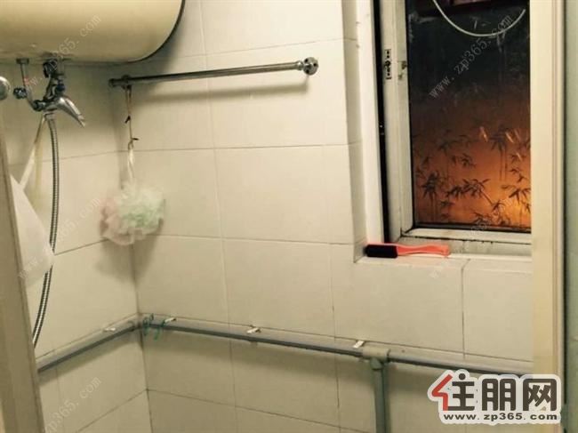 书香园1300元1室1厅1卫中装采光好,拎包随时就可以入住!