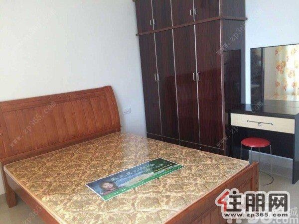 【环境好】龙城世家2500元2室1厅1卫