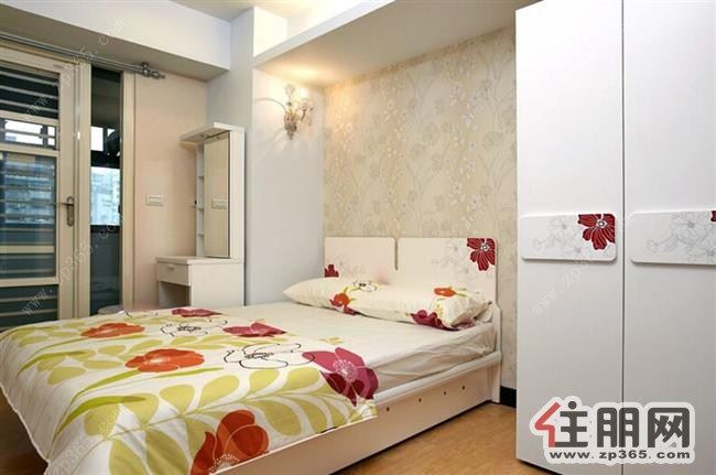 精致2房,可以看湖景的哟~!