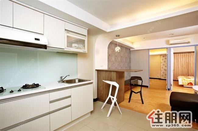 精致2房,可以看湖景的哟~!