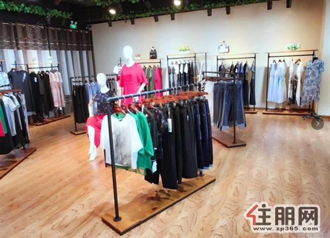 市中心地王财富中心***写字楼出租仅租45元!