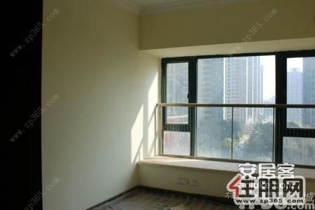 岳麓区-视野开阔,湖景楼王,商住皆宜,精装修押一