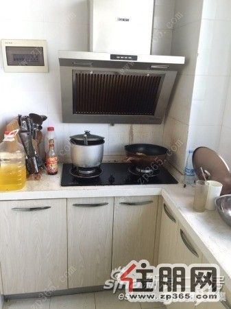 西湖新天地1600元/月1房家电全齐,大