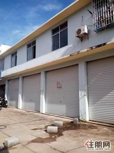 海城区，拉萨路北海海浪学校足球场附近有商铺出租也可做仓库