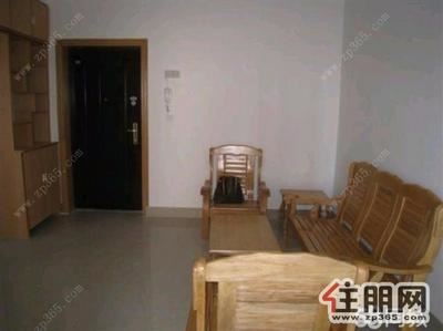 中心区，出租凯旋世纪两室，家具家电齐全，拎包即可入住。