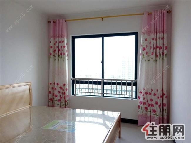 万达对面全新装修全新配置电梯高层3房首次出租