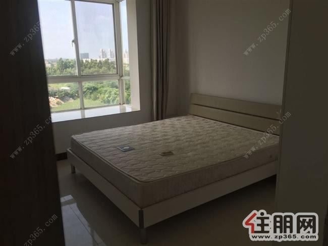 森海豪庭2室2厅90平米中等装修押二付三