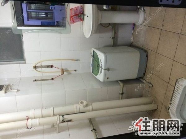 过年不买房买车,你起码租到新房吧??