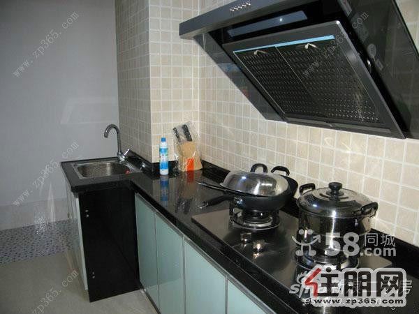 东葛路【荣和中央公园】精装两房家电齐全居