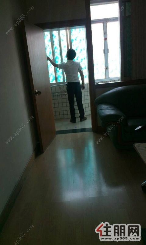 东葛华润万家附近居家两房首选仅租18