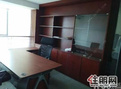青秀区，地王国际340㎡带办公用品\着急出租租7