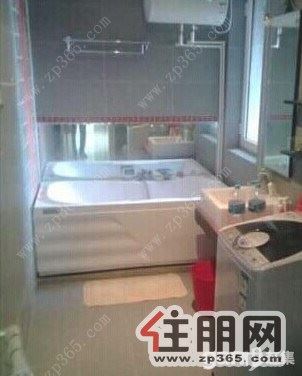 金湖帝景2000元2室1厅1卫精装