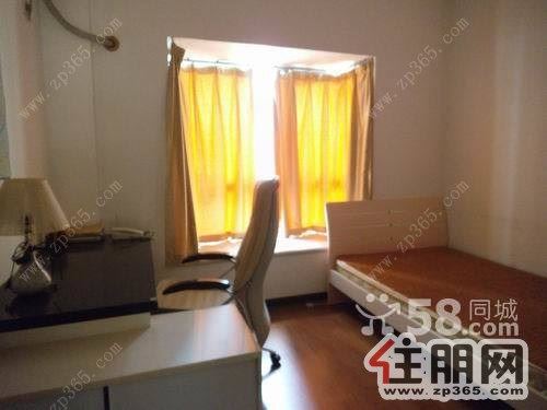 凤岭北荣和山水美地步梯3室2厅120平米