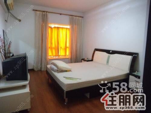 凤岭北荣和山水美地步梯3室2厅120平米