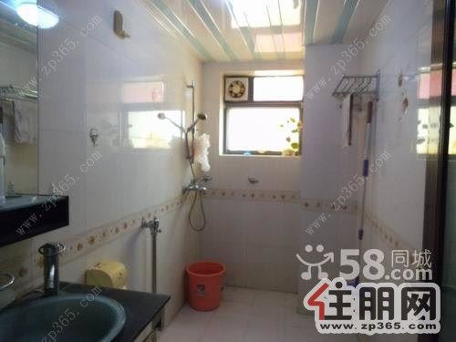 凤岭北荣和山水美地步梯3室2厅120平米