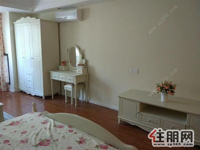 城中万达广场精装SOHO公寓1室1卫(个