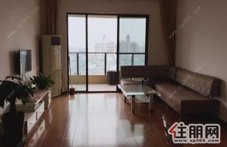 东沟岭新区，大三房双卫***修南北通透朝向临荣和山水绿城