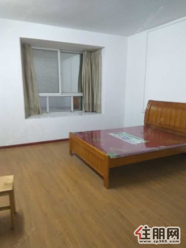 靓房低价抢租,东祥福苑1600元3室1厅2卫普通装修