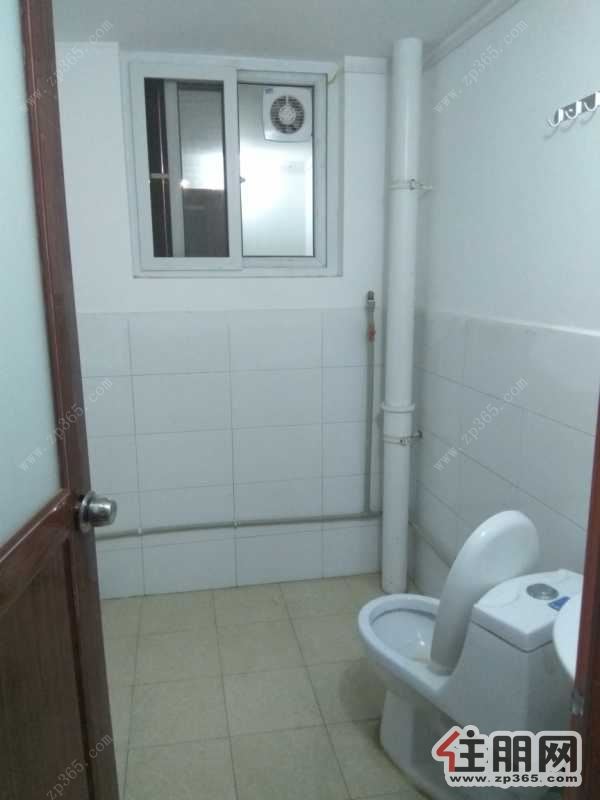 靓房低价抢租,东祥福苑1600元3室1厅2卫普通装修