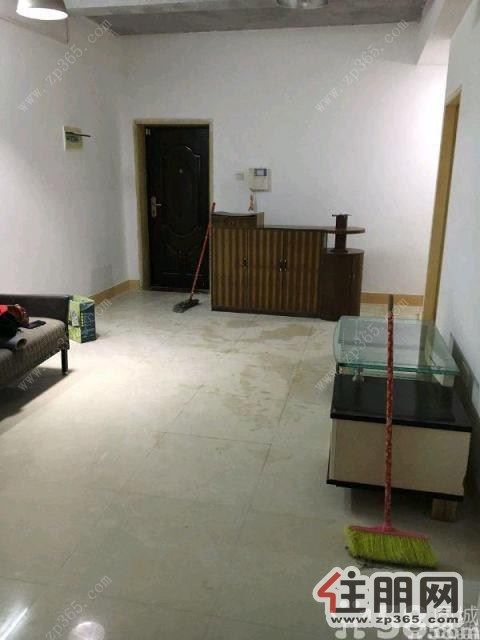 柳江桥头蓝色港湾3室2厅精装修空房出租