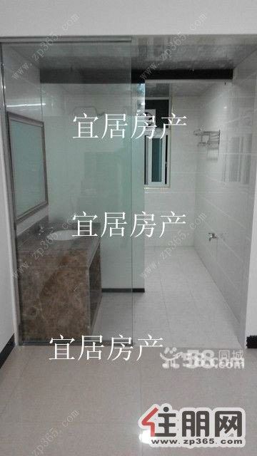 广汇东湖城1800元3室2厅2卫豪