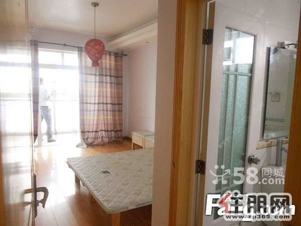 人大宿舍装修干净家电具齐全,生活非