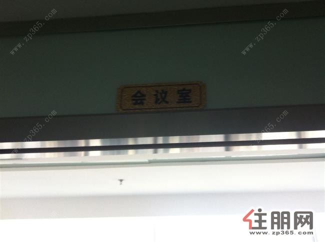 五象广场地王国际120平仅租100元/