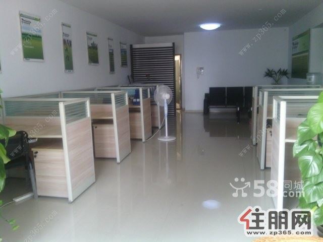 五象广场水晶称145平仅租5500元/