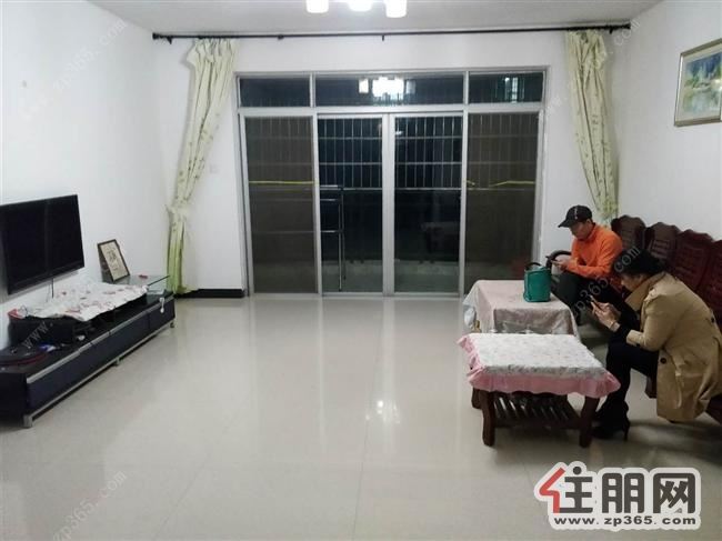 出租万达广场旁公务员小区4房