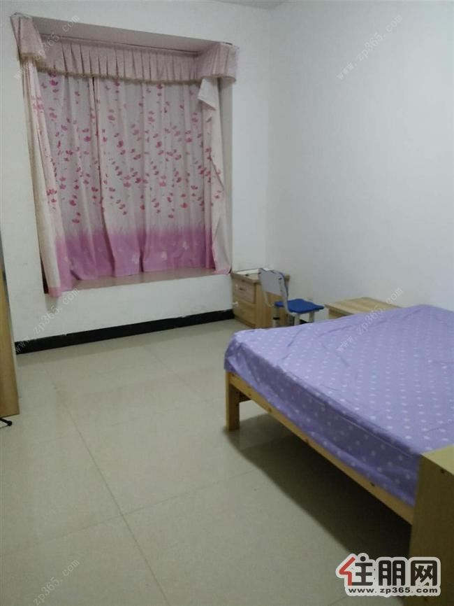 出租万达广场旁公务员小区4房