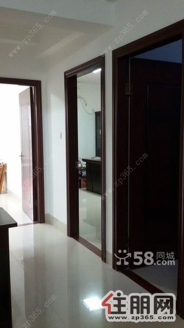 南湖广场广西水产畜牧学校3室1厅122.