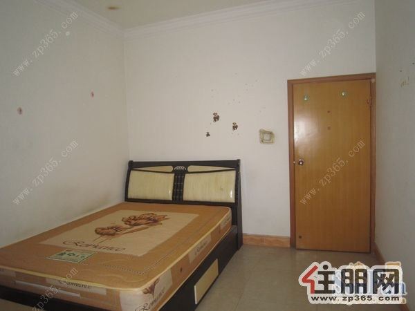 七星路四房1厅出租,价格低,才1600元