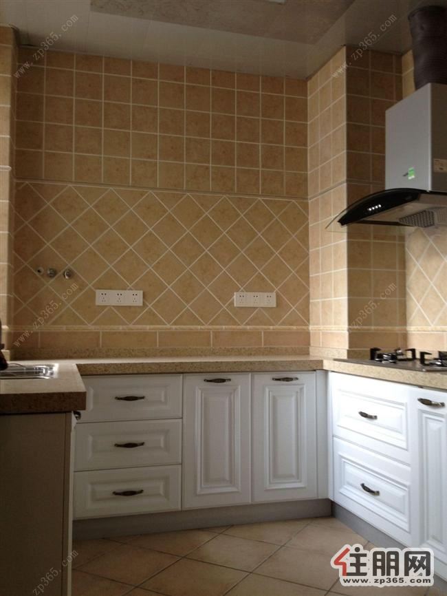 静兰路大城旁华展华园***步梯楼中楼三房,家电家具齐全拎包入