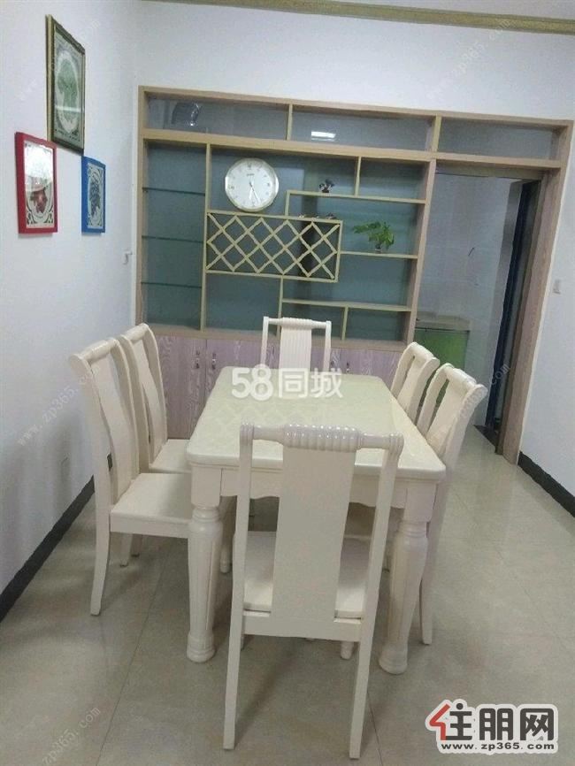 新房子,首次出租,交通便利,可拎包入住