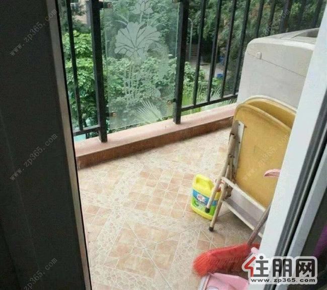 广汇东湖城正规1房1厅53平,端正户型坐拥东湖公园美景吧